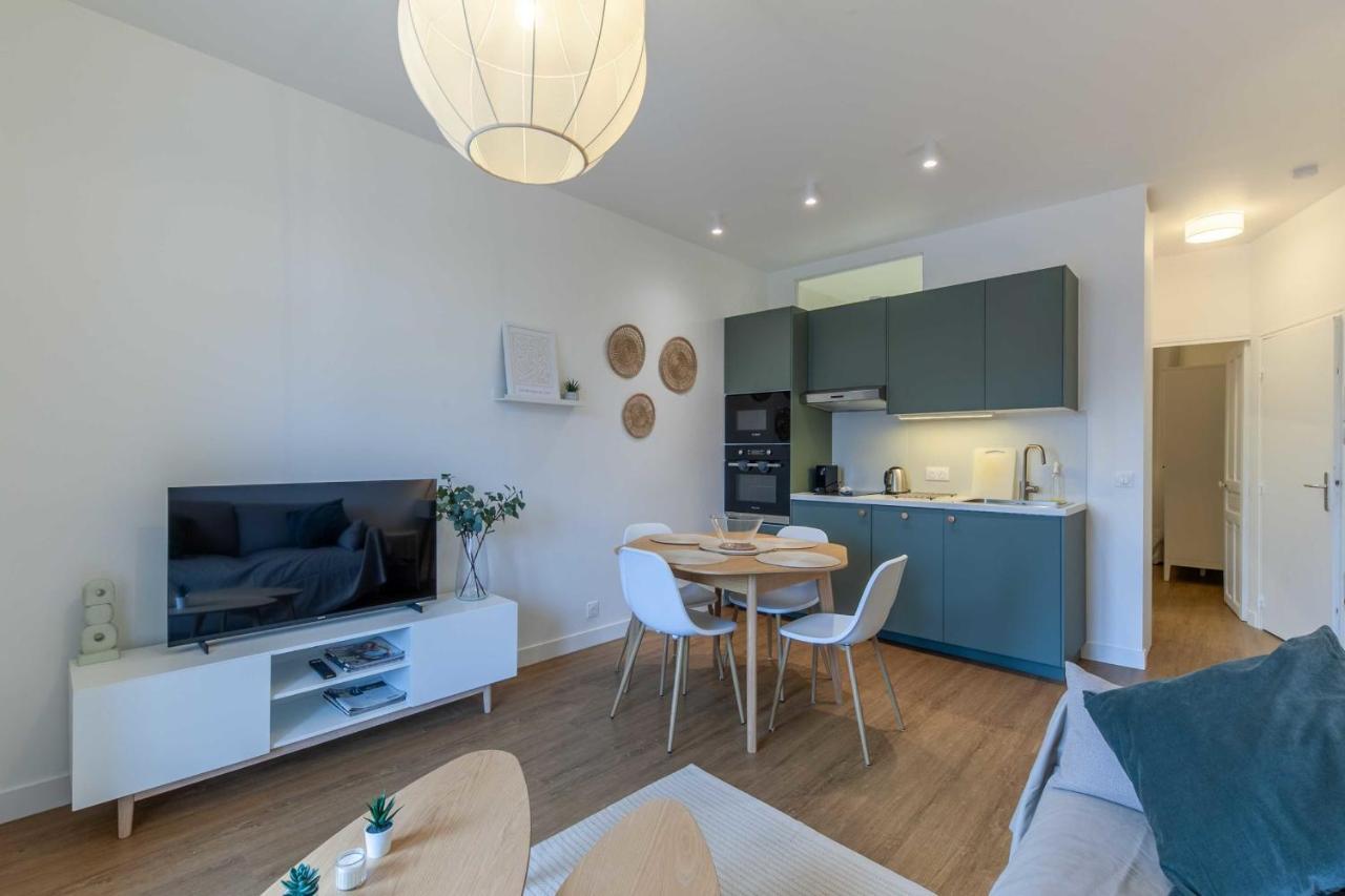 2-Bedroom Apartment With Balcony Near Hippodrome Deauville Exterior photo